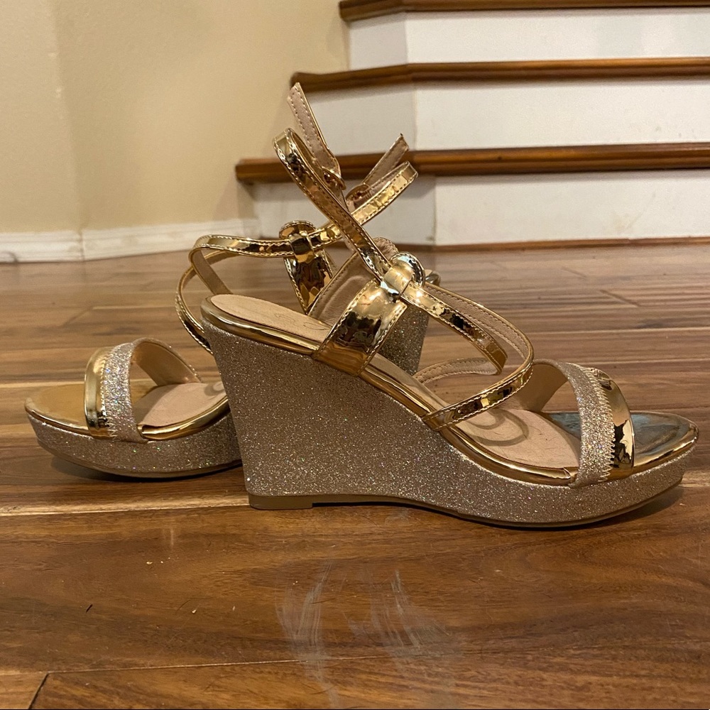 FOREVER HIGH HEELS